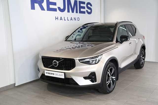 Begagnad 2024 Volvo XC40 SUV | 379 500 kr (Marknadspris) - Bild 1/4