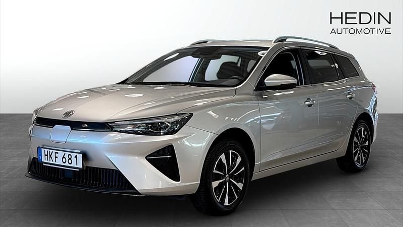 Begagnad MG MG5 EV Comfort 130 kW (177 HK) 2022 Silver Kombi