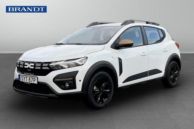 Vit Ny 2025 Dacia Sandero Extreme SUV | 249 900 kr (Marknadspris) - Bild 1/4