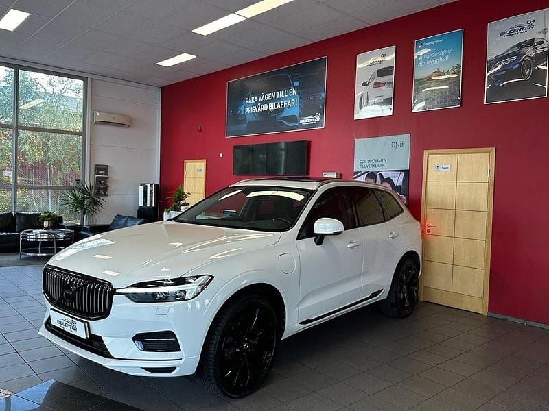 Vit Begagnad 2021 Volvo XC60 SUV | 369 500 kr (Superpris) - Bild 1/4