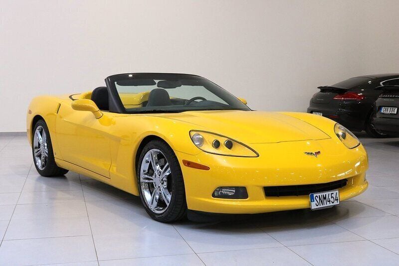 Gul Begagnad 2006 Chevrolet Corvette Cab | 349 900 kr (Marknadspris) - Bild 1/4