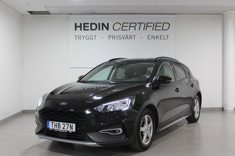 Svart Begagnad 2020 Ford Focus Active Halvkombi | 209 900 kr (Lite dyr) - Bild 1/4