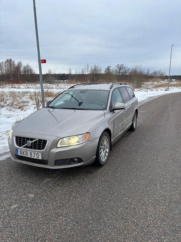 Begagnad Volvo V70 163 HK (119 kW) 2009 Kombi