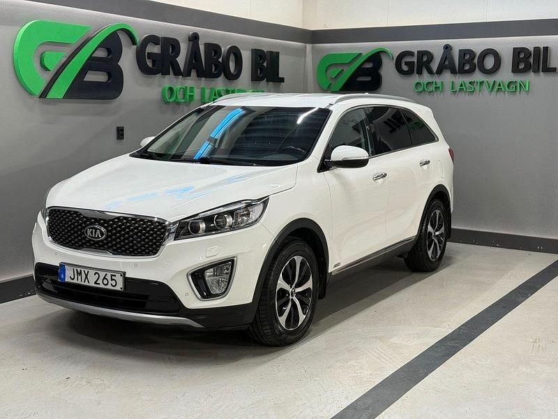 Vit Begagnad 2016 Kia Sorento SUV | 229 900 kr (Marknadspris) - Bild 1/4