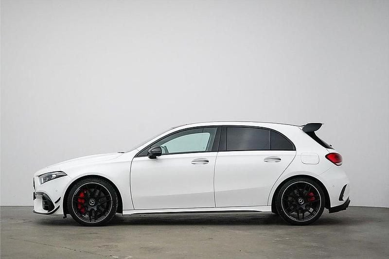 Begagnad Mercedes A45 AMG SE 422 HK (310 kW) 2022 Vit Sportkupé