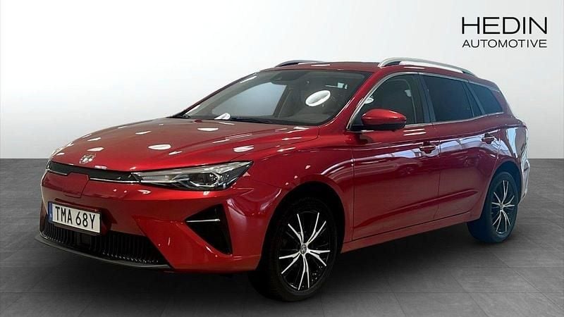 Röd (red) Begagnad 2022 MG MG5 EV Luxury Kombi | 219 900 kr (Lite dyr) - Bild 1/4