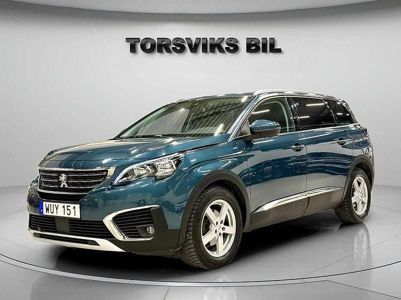 Begagnad Peugeot 5008 Allure 165 HK (121 kW) 2017 Blåmet SUV