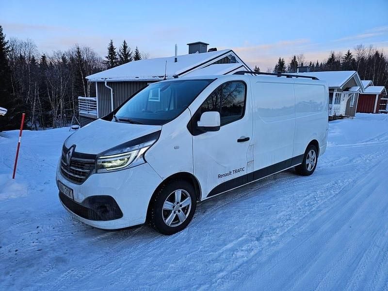 Begagnad 2021 Renault Trafic Minibuss | 160 000 kr (Marknadspris) - Bild 1/4