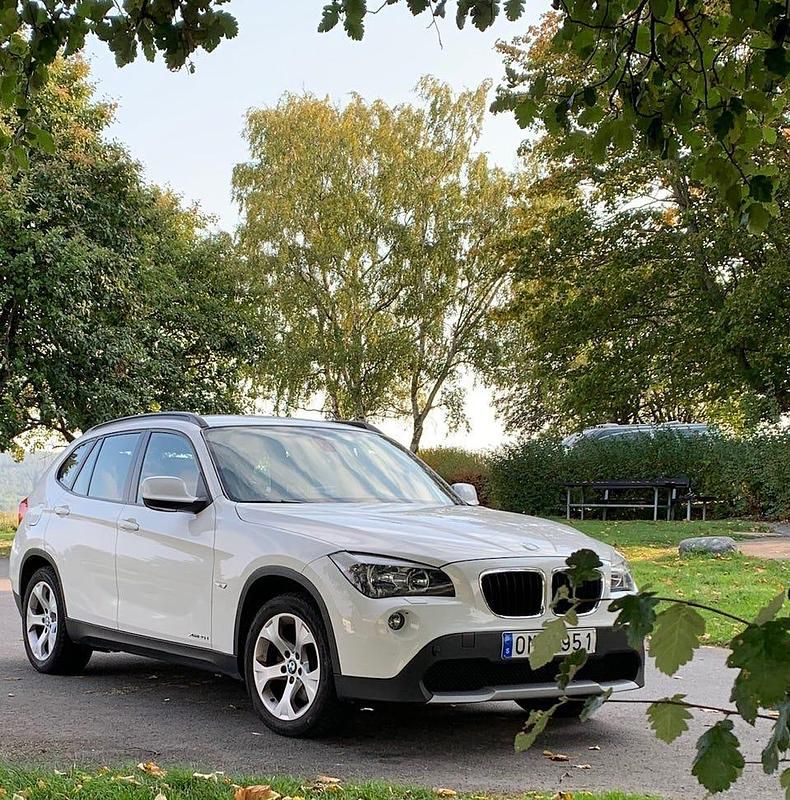 Begagnad 2012 BMW X1 SUV | 65 000 kr (Bra pris) - Bild 1/4