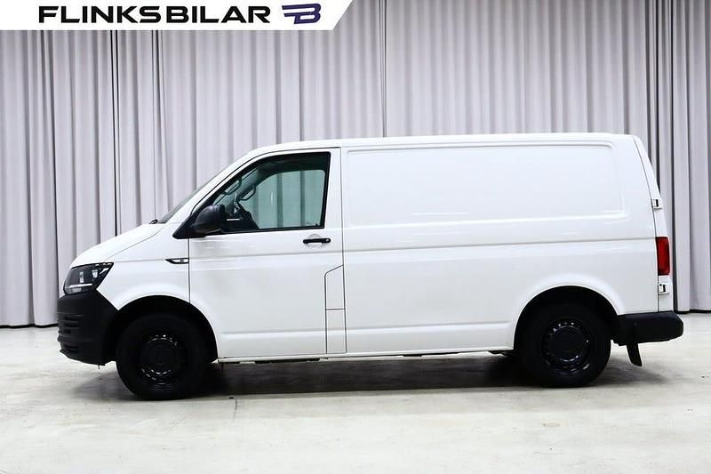 Vit Begagnad 2018 VW T6 Van | 179 900 kr (Bra pris) - Bild 1/4