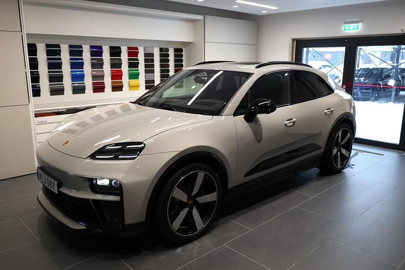 Ny Porsche Macan GTS 419 kW (571 HK) 2026 Grå SUV