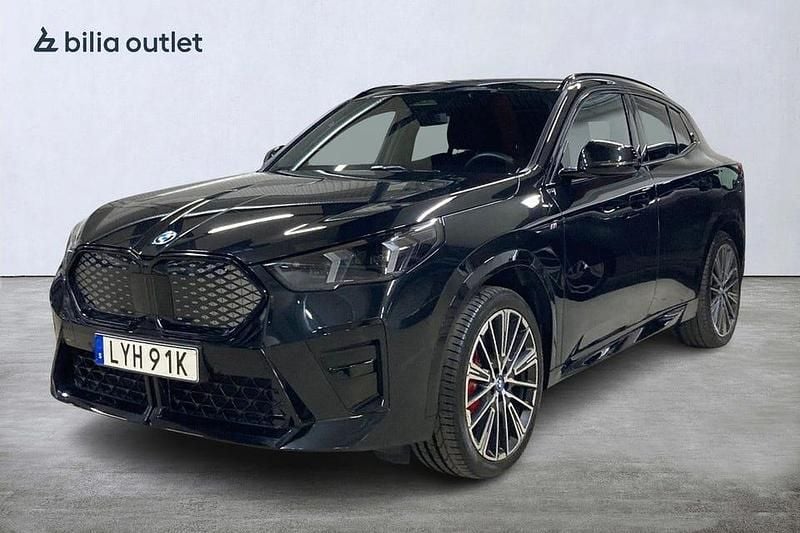 Begagnad BMW iX2 M Sport 264 kW (360 HK) 2024 Svart SUV