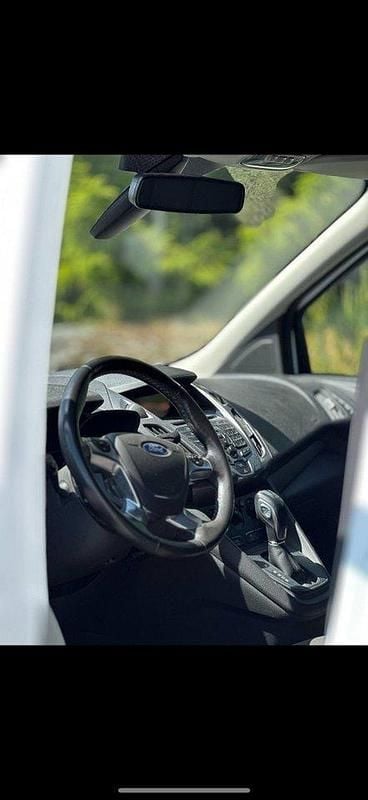 Vit Begagnad 2018 Ford Transit | 80 000 kr (Bra pris) - Bild 1/3
