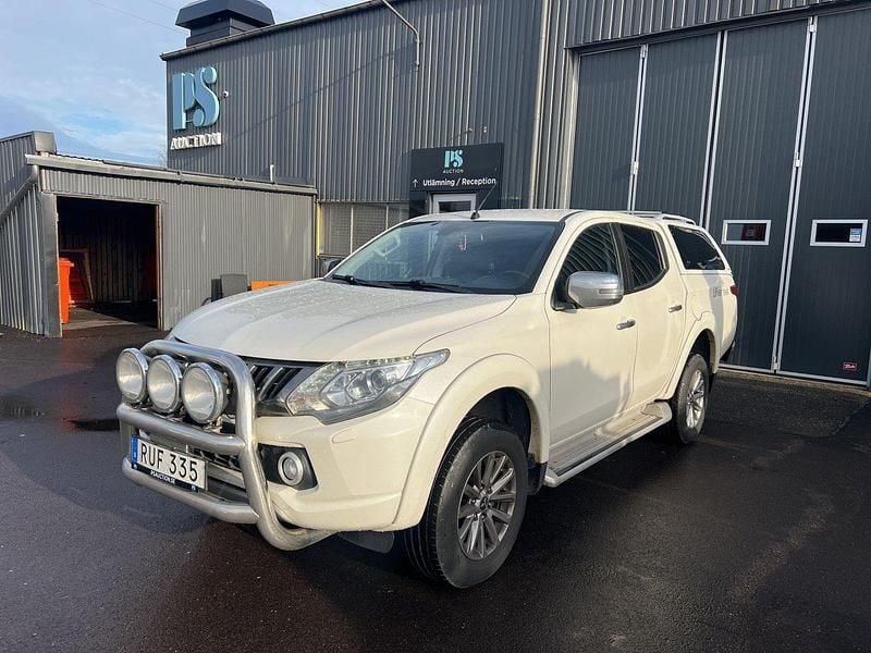 Vit Begagnad 2019 Mitsubishi L200 Pickup | 154 000 kr - Bild 1/4