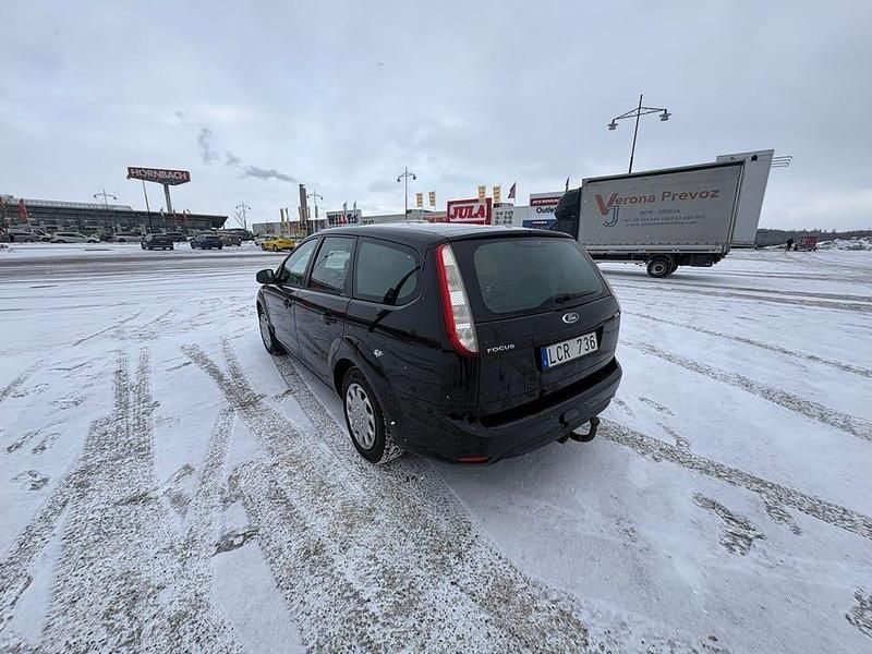 Begagnad Ford Focus 90 HK (66 kW) 2011 Kombi