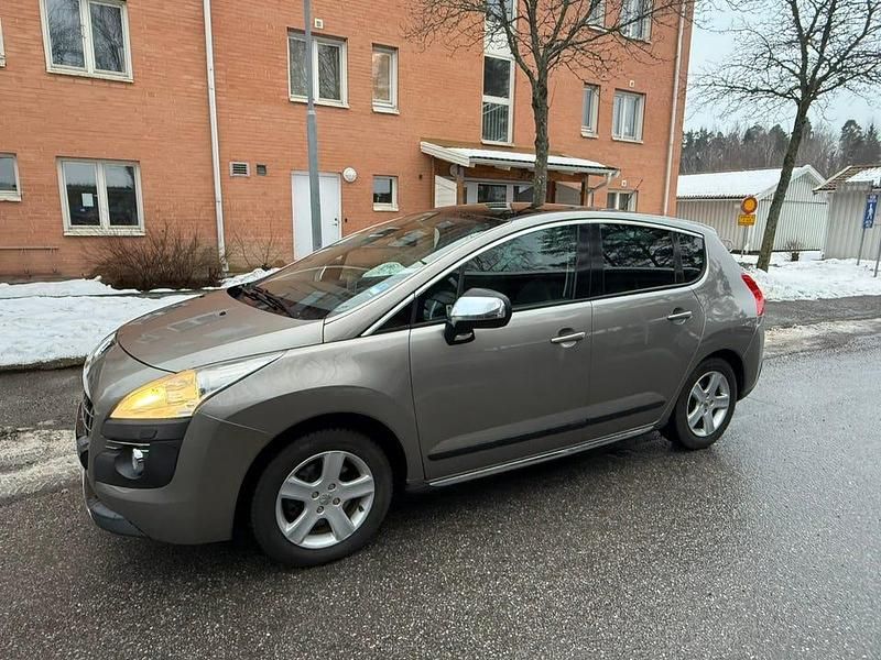 Begagnad 2011 Peugeot 3008 Premium | 42 500 kr (Bra pris) - Bild 1/4