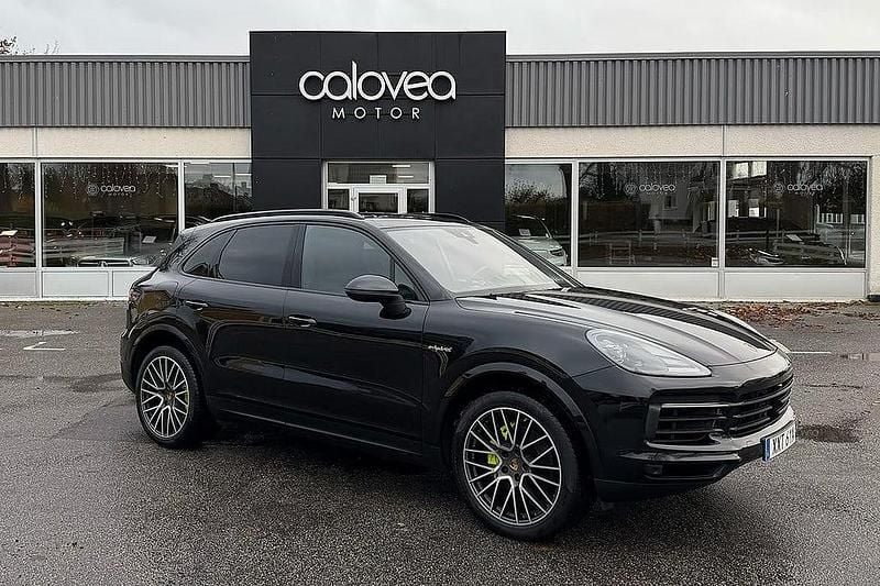 Svart Begagnad 2019 Porsche Cayenne SUV | 549 900 kr (Superpris) - Bild 1/4