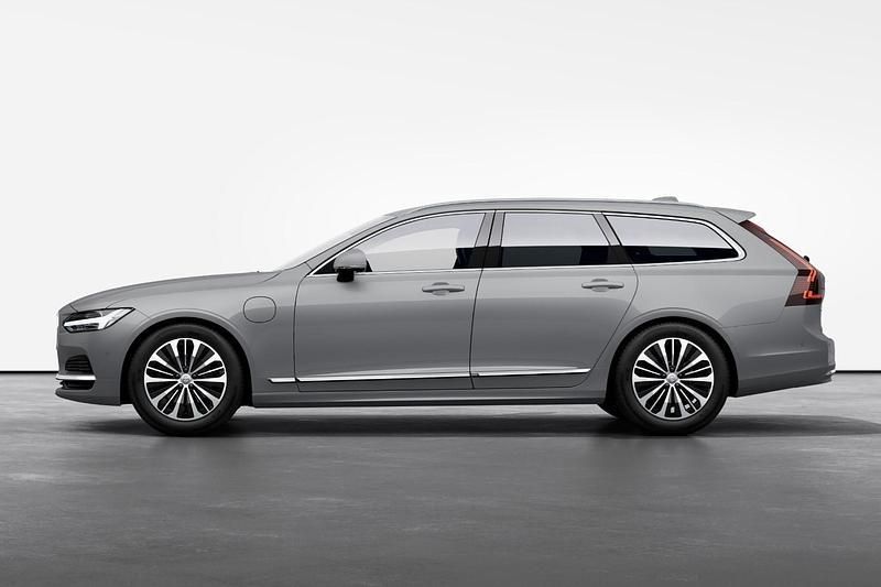 Grå Ny 2024 Volvo V90 Core Kombi | 507 000 kr (Bra pris) - Bild 1/4