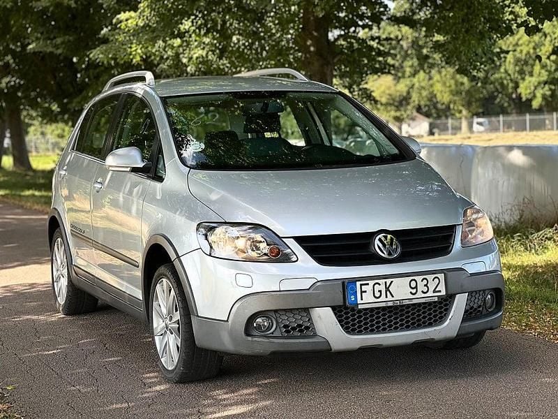 Silver Begagnad 2007 VW Golf V Halvkombi | 34 999 kr (Marknadspris) - Bild 1/4