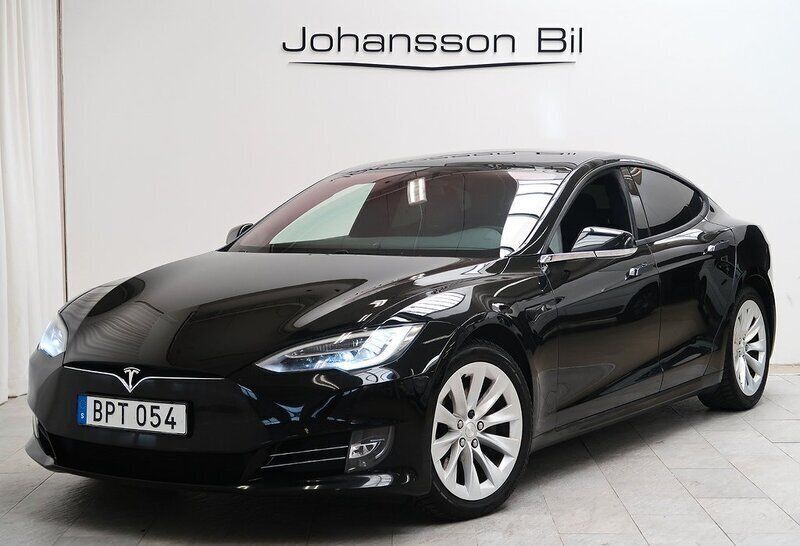 Svart Begagnad 2018 Tesla Model S Sedan | 249 900 kr (Marknadspris) - Bild 1/4