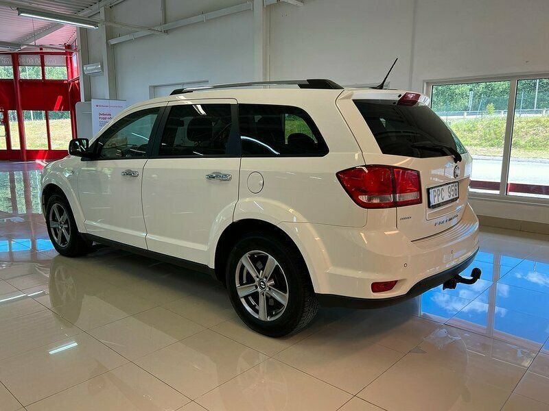 Begagnad Fiat Freemont 170 HK (125 kW) 2013 Vit SUV