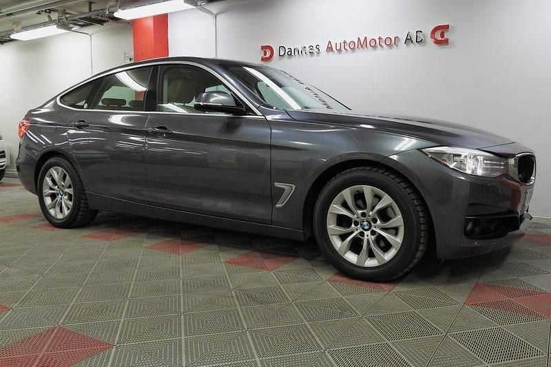 Begagnad BMW 320 Gran Turismo Advantage 190 HK (139 kW) 2016 Grå Halvkombi