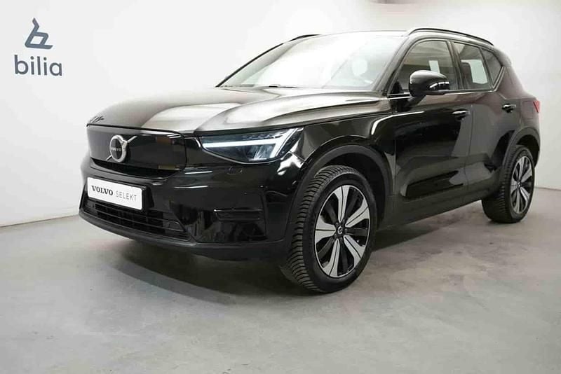 Svart Begagnad 2023 Volvo XC40 Single Motor SUV | 339 900 kr - Bild 1/1