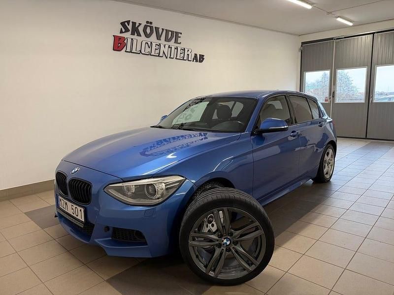 Begagnad BMW 118 M Sport 143 HK (105 kW) 2012 Blå Halvkombi