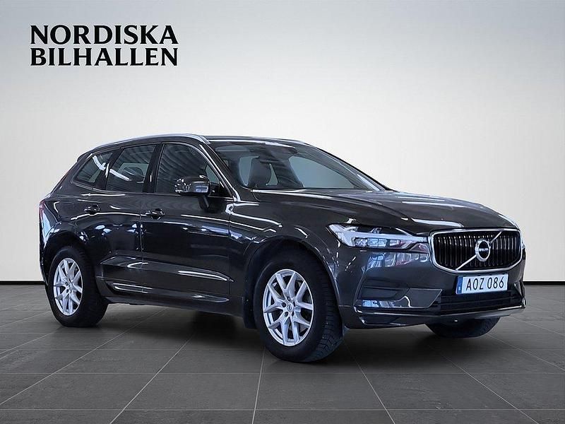 Mörkgrå (grå) Begagnad 2018 Volvo XC60 Momentum SUV | 259 795 kr (Marknadspris) - Bild 1/4