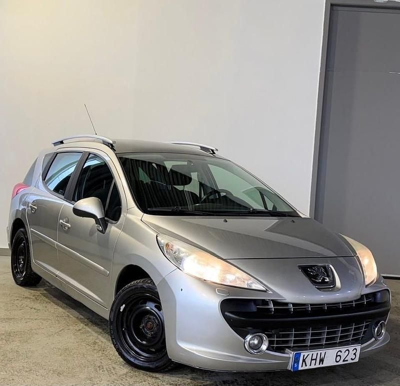 Begagnad Peugeot 207 109 HK (80 kW) 2008 Grå Kombi