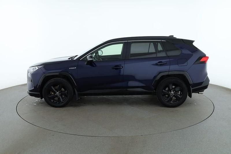 Begagnad Toyota RAV4 Hybrid 220 HK (161 kW) 2019 Blå SUV