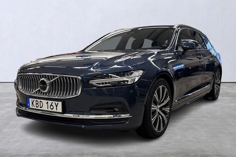 Mörkblå Begagnad 2023 Volvo V90 Plus Kombi | 459 900 kr (Lite dyr) - Bild 1/4