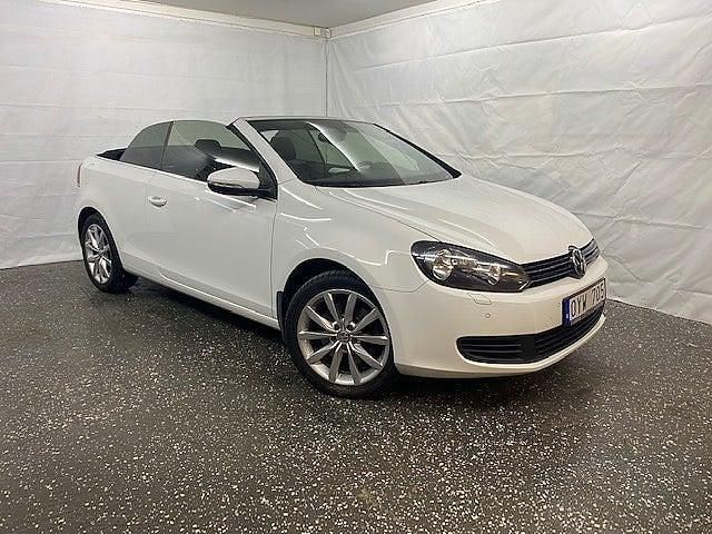 Begagnad VW Golf Cabriolet Comfortline 160 HK (117 kW) 2012 Silver Cab