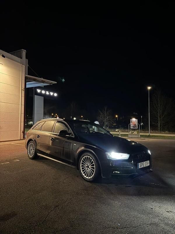 Begagnad 2015 Audi A4 Kombi | 100 000 kr (Marknadspris) - Bild 1/4