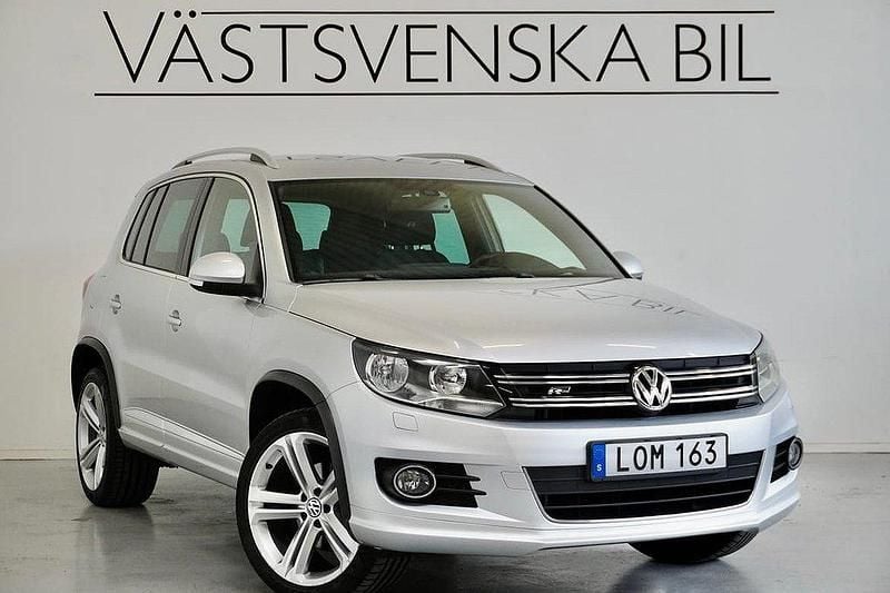 Silver Begagnad 2014 VW Tiguan R-line SUV | 159 000 kr (Lite dyr) - Bild 1/4