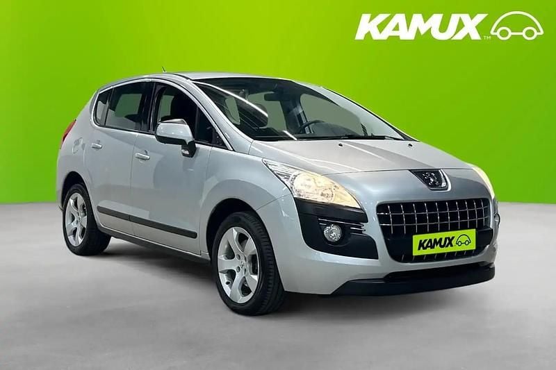 Silver/grå Begagnad 2010 Peugeot 3008 Kombi | 73 800 kr (Dyr) - Bild 1/4