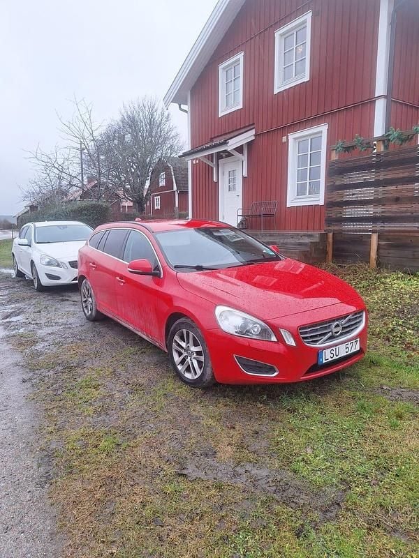 Begagnad 2012 Volvo V60 Kombi | 62 000 kr (Marknadspris) - Bild 1/1