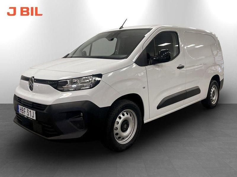 Vit Begagnad 2025 Citroën Berlingo Minibuss | 307 375 kr (Marknadspris) - Bild 1/4