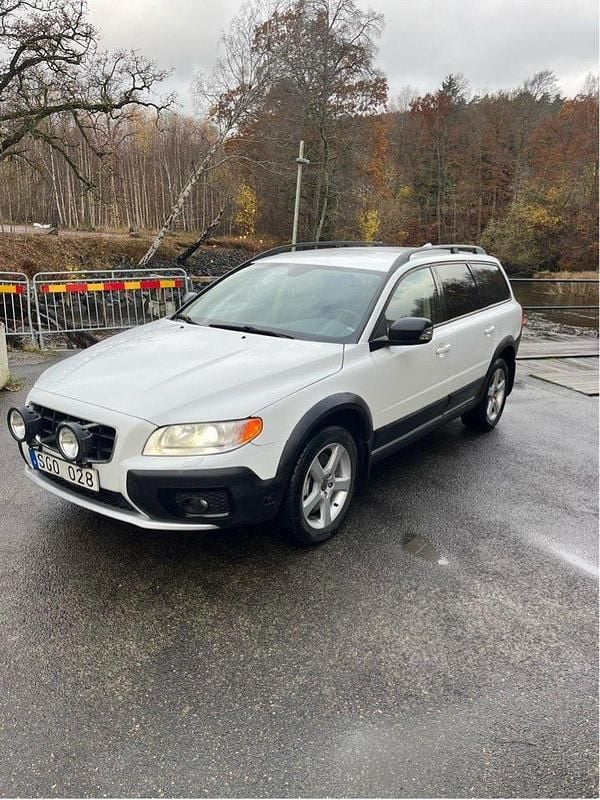 Vit Begagnad 2010 Volvo XC70 Kinetic Kombi | 69 900 kr (Marknadspris) - Bild 1/4