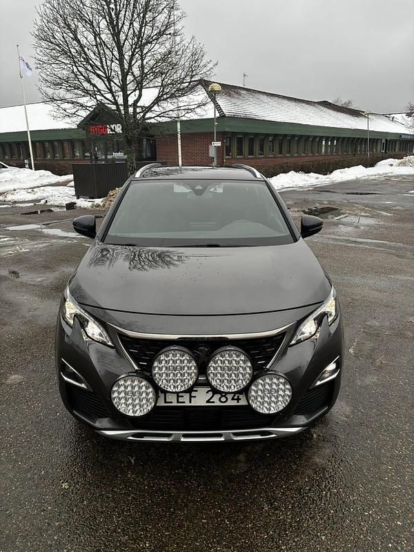 Begagnad Peugeot 5008 165 HK (121 kW) 2017 SUV