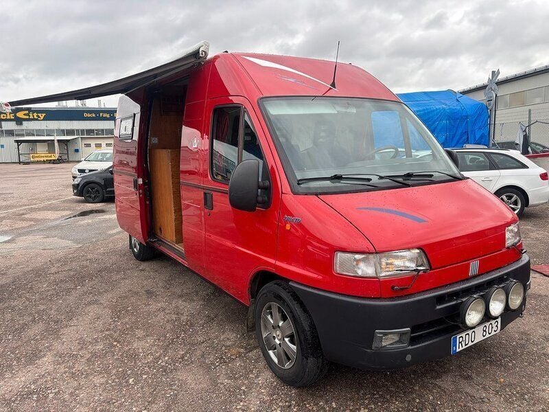 Röd Begagnad 2000 Fiat Ducato Van | 84 900 kr - Bild 1/4