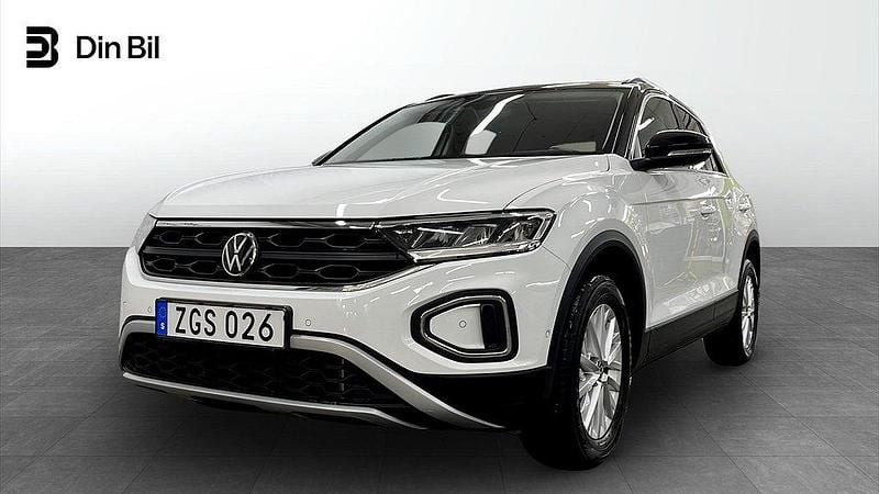Vit Begagnad 2022 VW T-Roc Life SUV | 254 900 kr (Marknadspris) - Bild 1/4