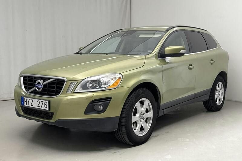 Grön Begagnad 2009 Volvo XC60 Momentum SUV | 80 000 kr (Bra pris) - Bild 1/4
