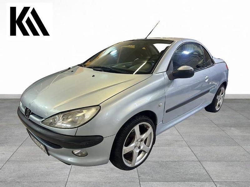 Begagnad Peugeot 206 CC 109 HK (80 kW) 2002 Grå Cab