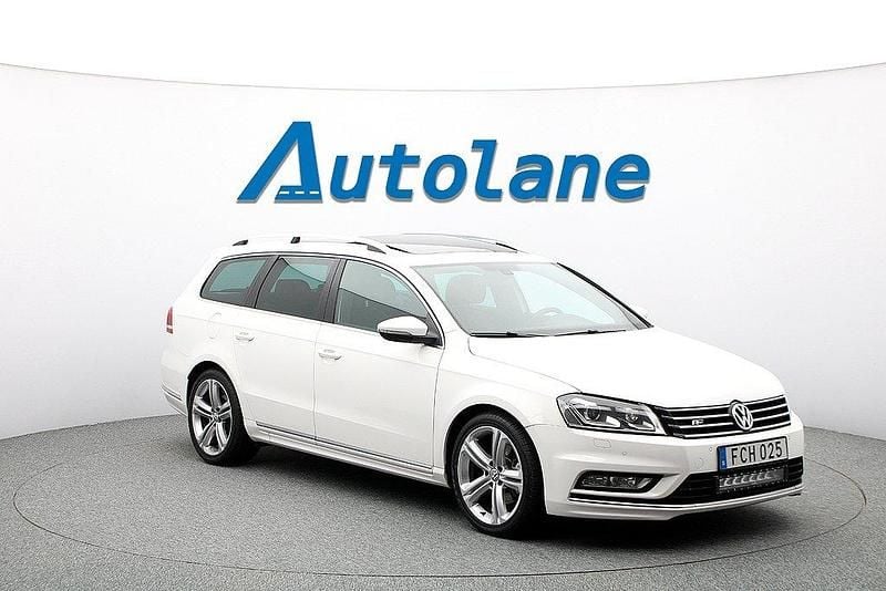 Candy white Begagnad 2014 VW Passat R-line Kombi | 129 900 kr (Marknadspris) - Bild 1/3