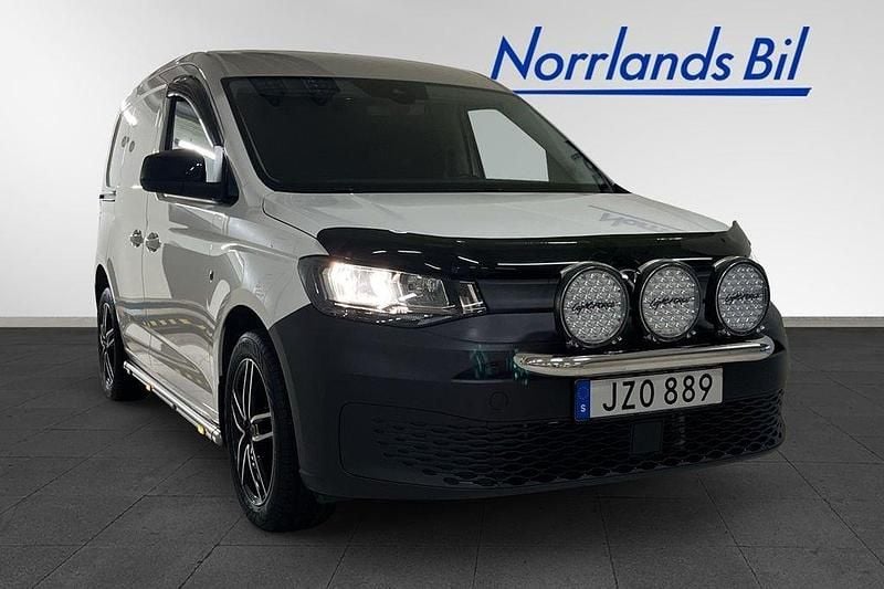 Vit Begagnad 2023 VW Caddy Minibuss | 339 000 kr (Lite dyr) - Bild 1/4
