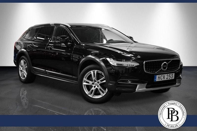 Svart Begagnad 2018 Volvo V90 CC Kombi | 254 900 kr (Marknadspris) - Bild 1/3