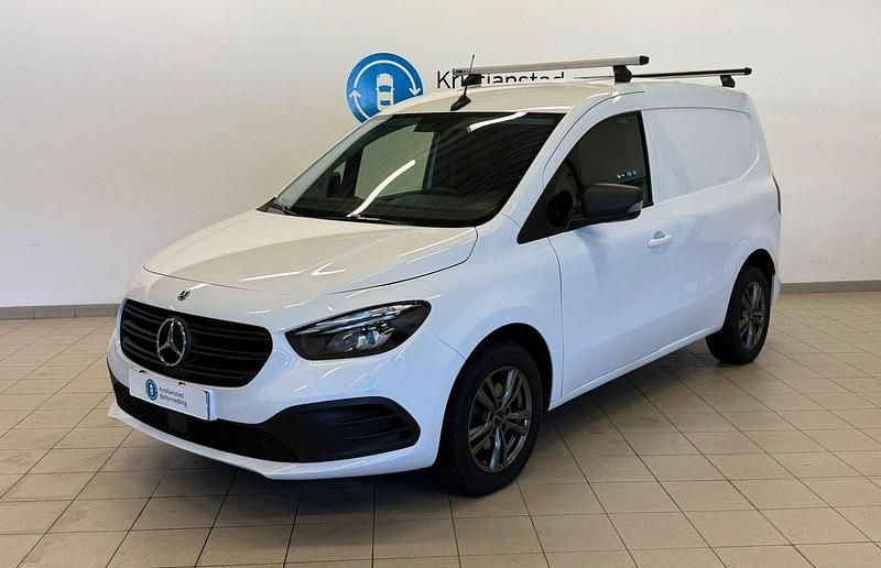 Vit Begagnad 2023 Mercedes Citan 112 Van | 259 900 kr (Superpris) - Bild 1/4