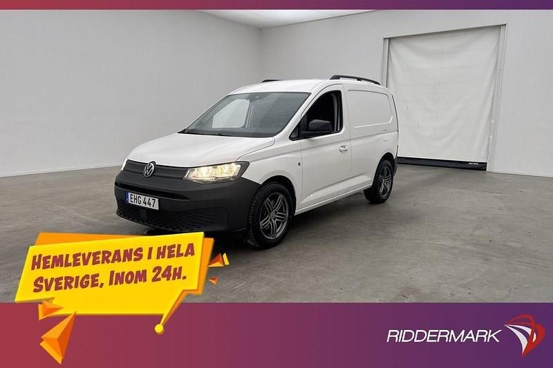 Vit Begagnad 2021 VW Caddy Minibuss | 239 800 kr (Bra pris) - Bild 1/3