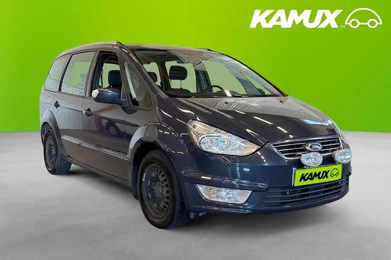 Silver/grå Begagnad 2014 Ford Galaxy Minibuss | 57 995 kr (Marknadspris) - Bild 1/4